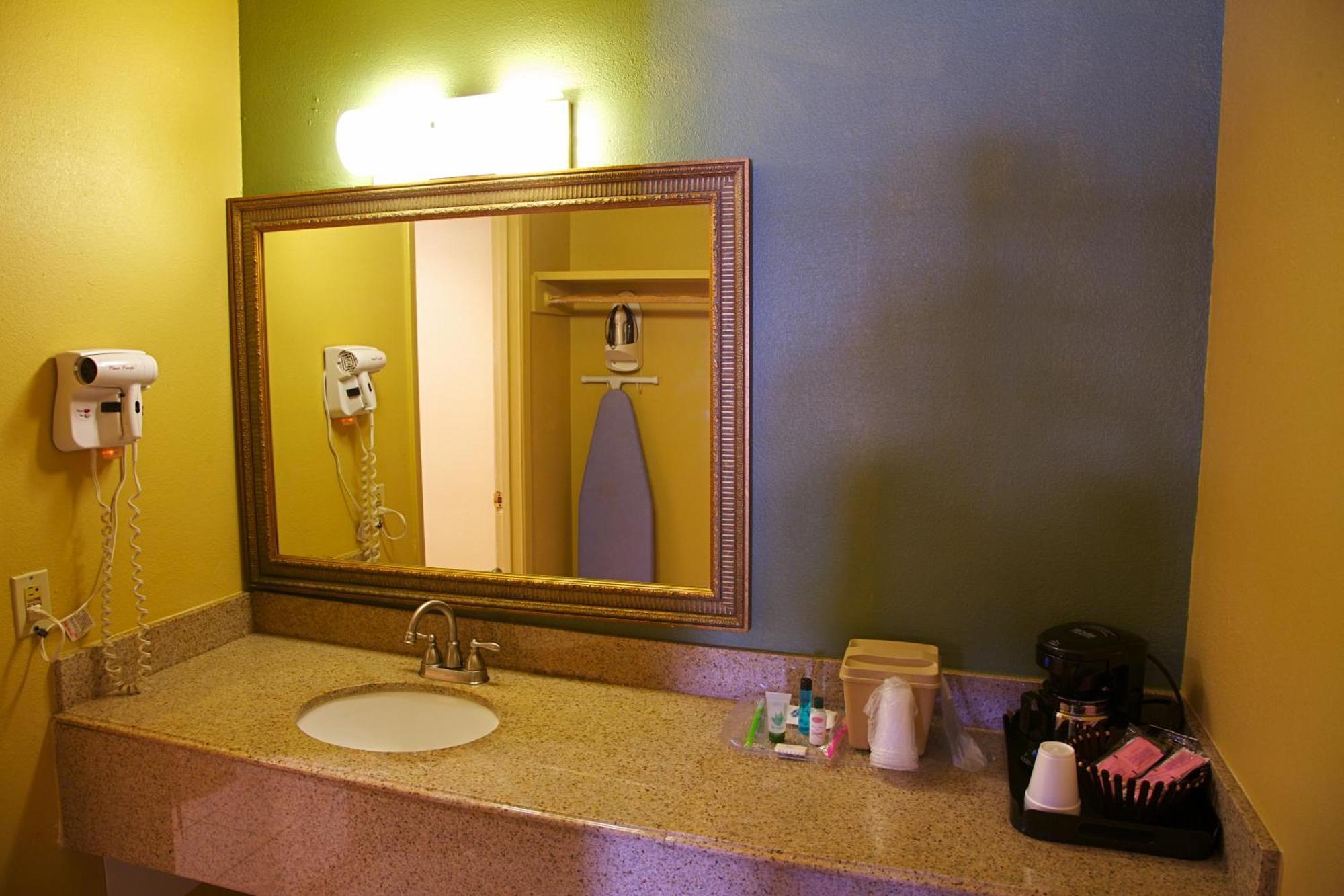 Coach Light Inn Brenham Dış mekan fotoğraf